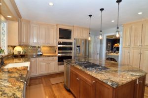3242 BUTLERS BLUFF DR Cape-large-046-87-Kitchen-1500x994-72dpi